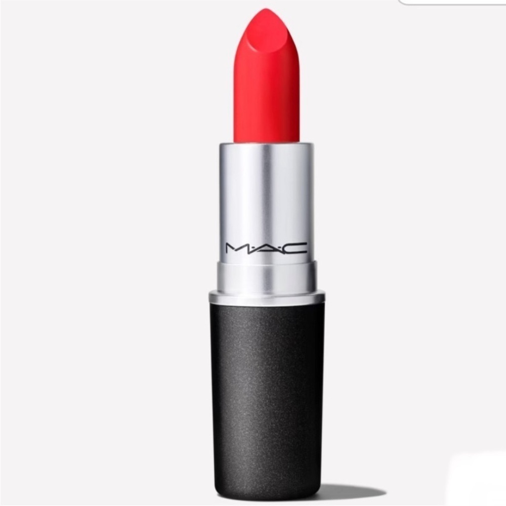 MAC Cosmetics Retro Matte Lipstick in Dangerous (702) NIB